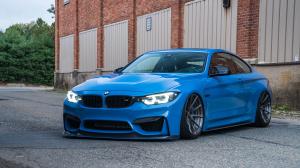 2018 BMW M4 Coupe Yas Marina Blue on ADV.1 Wheels (ADV10 M.V2 CS)